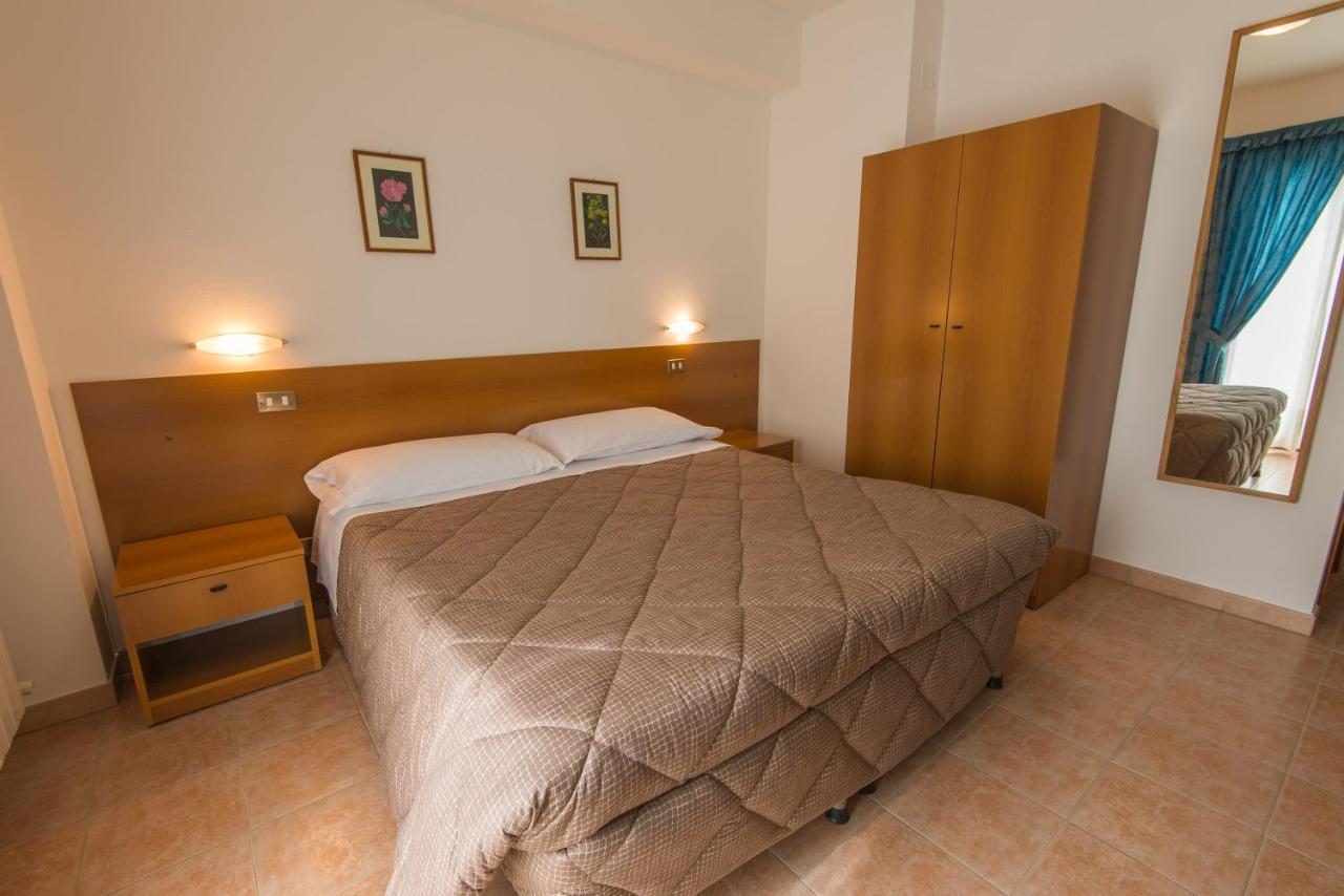 Albergo Della Corte Pescasseroli Exterior foto